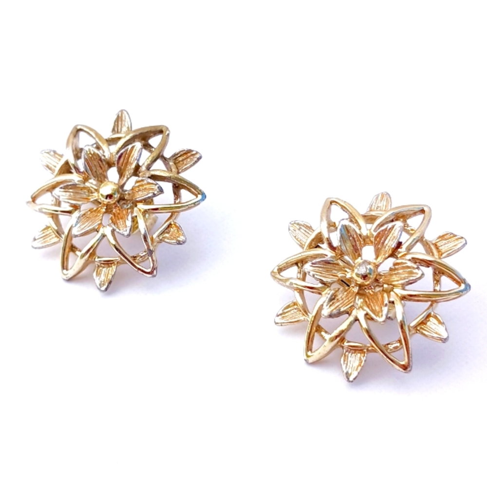 SIGNED 1960s SARAH COV earrings 'Peta-Lure' atomic flower gold tone clips READ - Picture 1 of 7